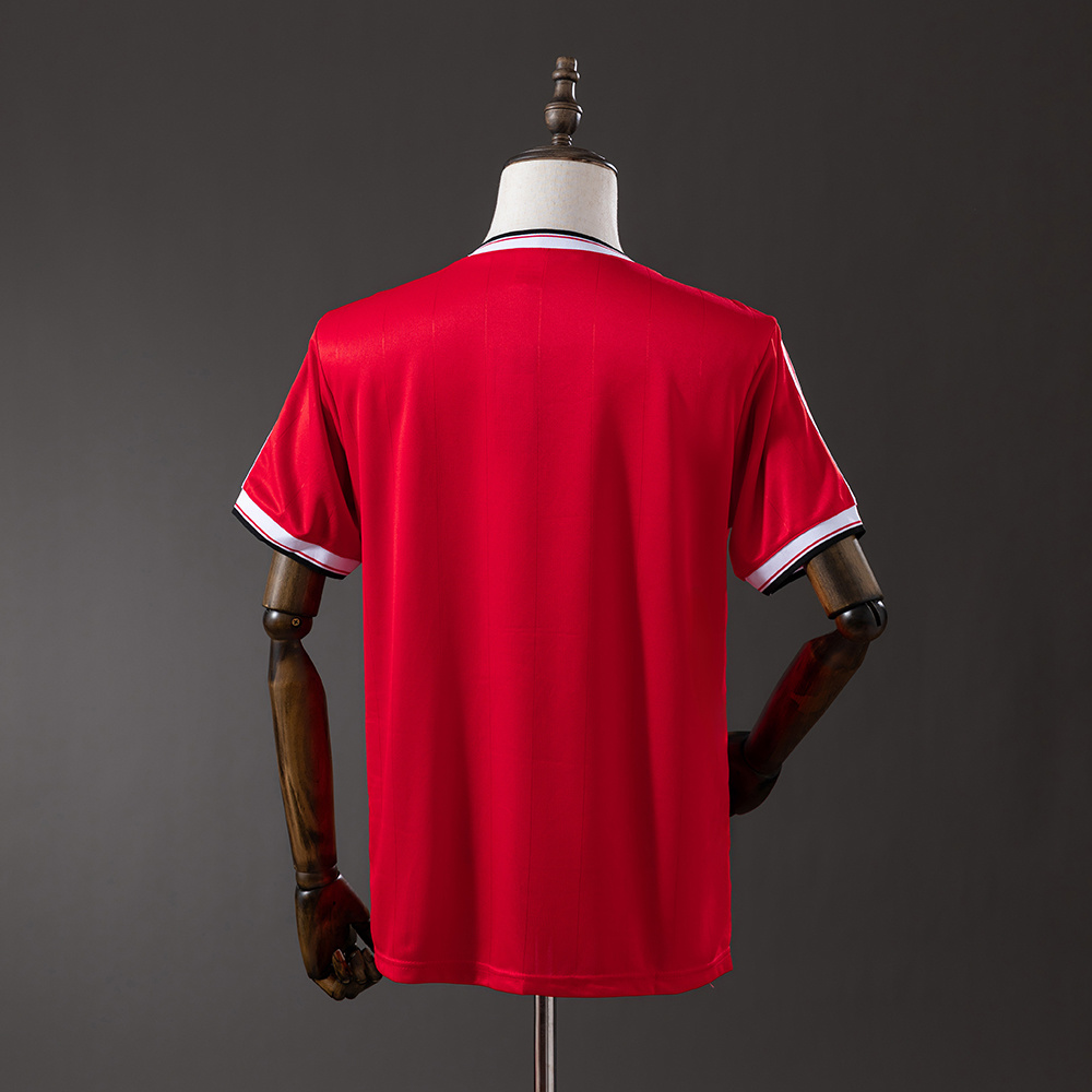 Retro 83/84 M-U home S-XXL - Image 7
