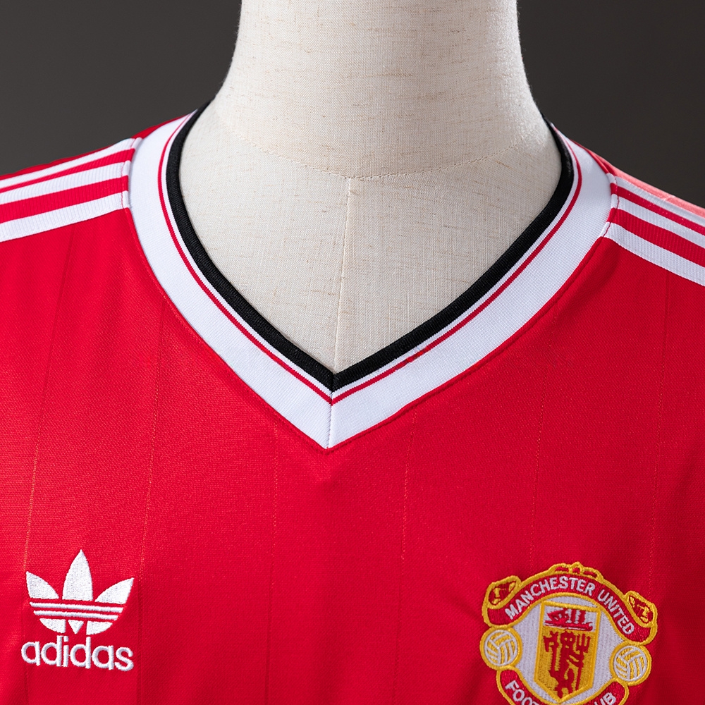 Retro 83/84 M-U home S-XXL - Image 6