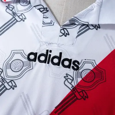 Retro River Plate 95/96 home S-XXL - Image 3