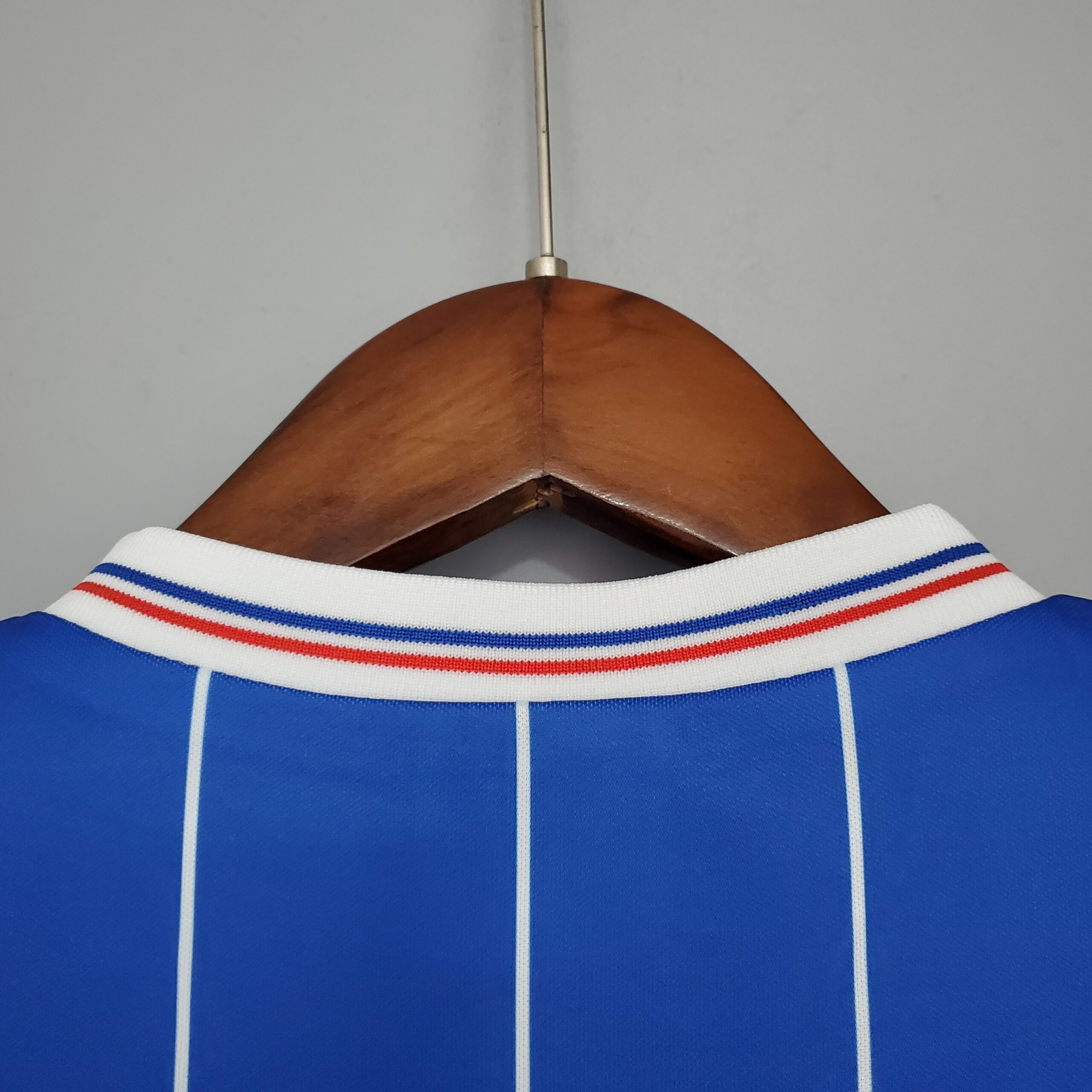 Retro Rangers 82/83 home S-XXL - Image 3
